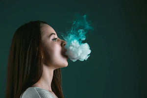 como se fuma un vape ¿Cómo se debe fumar un Vape? Guía Básica para Principiantes